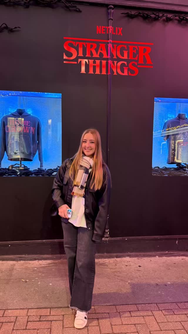 #strangerthings #merch going on in #london @sizeofficial #kataroundtown #kidsfirstcoming_attractions homegrown @strangerthingstv