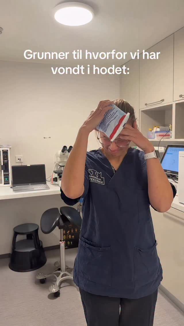 Er ikke klønete, bare veldig grundig kjent med arbeidsplassen 🤪