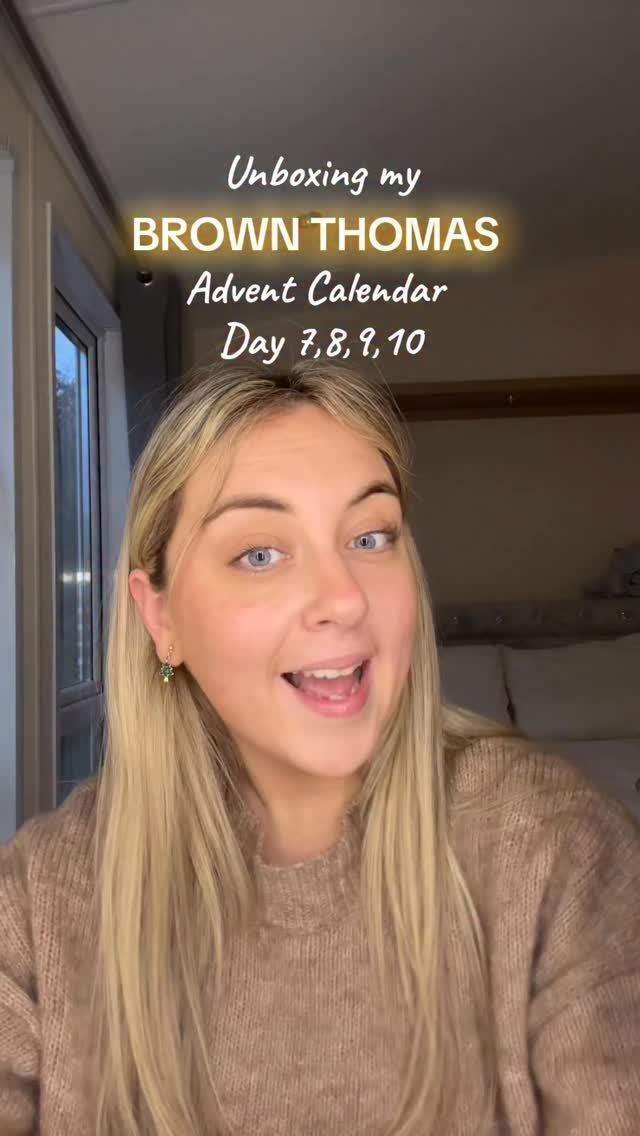 Catching up on days 7,8,9 &10 ✨ Wasn’t feeling well for a few days so the advent calendar got ignored 😅
Back now and opening everything I missed. 🤎🎁
#unboxing #brownthomasadvent #beautyadventcalendar #christmasfun @officialbrownthomas @elemis @kashbeauty @clarinsireland @barebyvogue