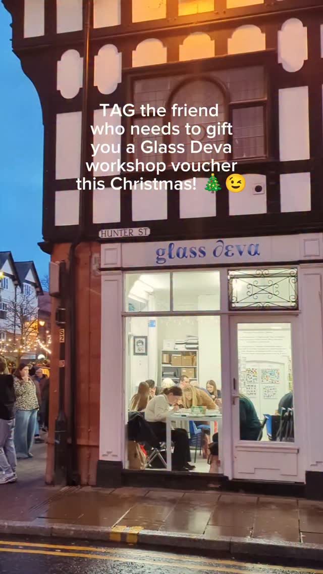 TAG the friend who needs to gift you a Glass Deva workshop voucher this Christmas! 🎄😉
The perfect excuse to catch up with a friend or two and make something beautiful that you will actually keep ✨
🎨 Workshop Prices
💙 £20 per child (6-16)
💙 £30 per adult
✨ Valid for a whole YEAR + we run workshops every single day, so they can pick a time that suits them!
Order your vouchers now at www.glasadeva.co.uk (link in bio) or pop into our Chester shop
📍 47 Northgate St, Chester, CH1 2HQ
#chesterchristmasmarkets #fusedglass #giftsfordaughter #giftsformum #fusedglassart #christmas #christmaspresentideas #fusedglass #fusedglasschristmasdecorations #giftsforgrandma #familygifts #christmasactivities #christmascrafts #thingstodoinchester #chestershop #fusedglassworkshop