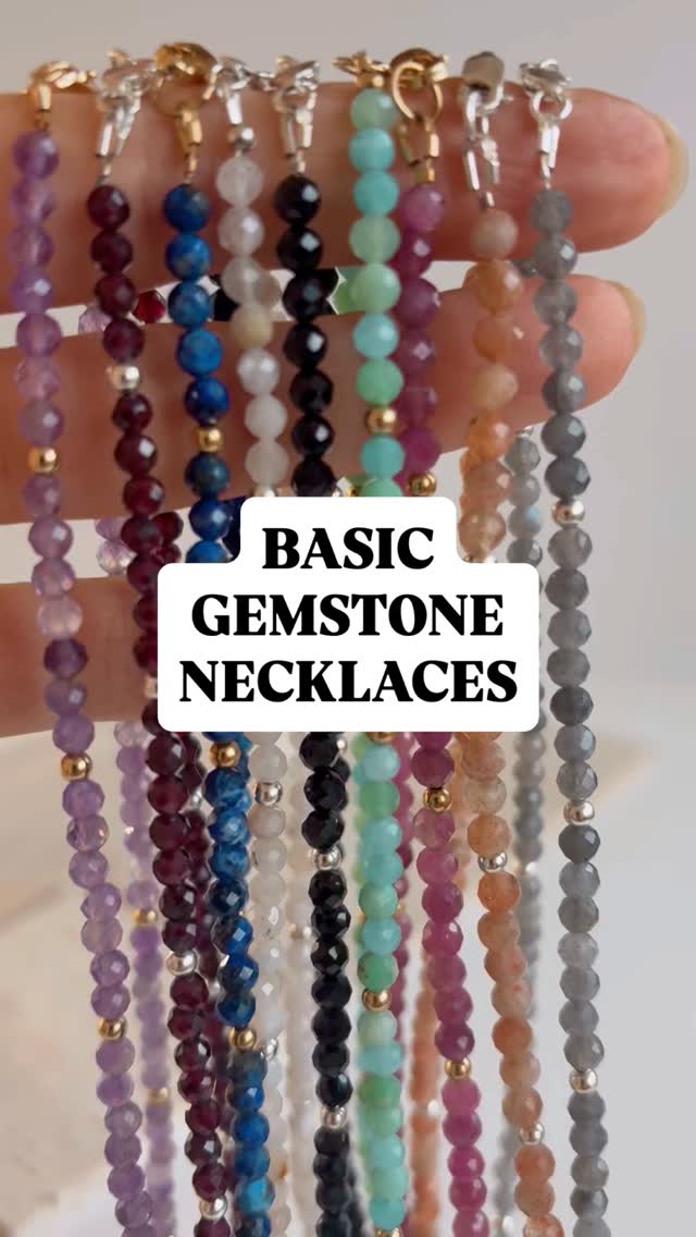 Basic gemstone necklaces.
Basic but never boring 😌✨
aaaaand this gorgeous shine 🤩🥵⚡️
Each one is finished with gold or silver accents.
Different colours, different energies 💫🌙
All made with natural gemstone beads, each piece beautifully unique, just like the stones themselves🫶🏻✨
Amethyst
Garnet
Lapis Lazuli
Moonstone
Black Spinel
Amazonite & Chrysoprase
Pink Tourmaline
Peach Moonstone
Labradorite
#naturalgemstones #gemstonenecklaces #handmadejewellery #gemstoneenergy #handmadejewelleryuk #tournaline #amethyst #moonstone #lapislazuli #blackspinel #amazonite #chrysophrase #garnet #labradorite