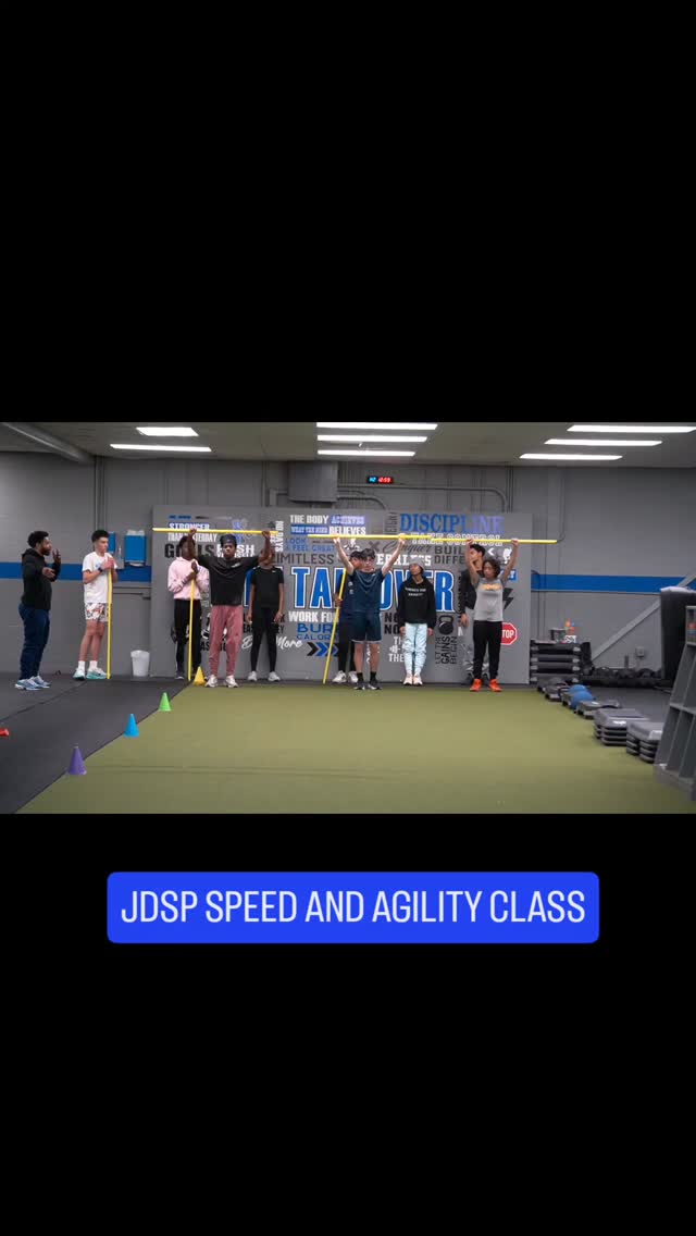H.S. Saturday Speed and Agility Class.
The standard is discipline. The result is dominance! 🎯
#JDSP #jdspeedperformance #speedtrainer #SpeedTraining