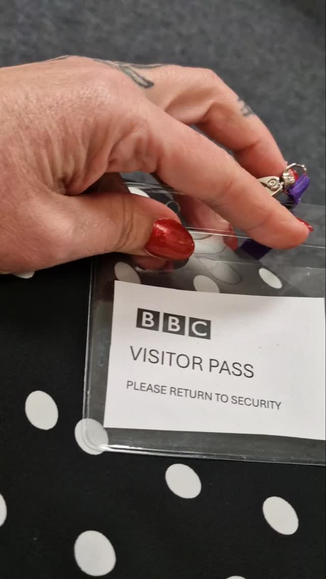Yesterday, I was invited to the BBC studios to talk about homebirth suspension and current maternity services.
Trying to get my opinion/thoughts across in less than 3 minutes was no easy task🤣
What was even harder, trying not to talk with my hands.! I'm gonna sit on them next time. My favourite part..... When my upper lip got stuck on my teeth. O the joys.
Jokes aside. It's a human rights issue that needs to be talked about, shouted about, screamed about, and shared.