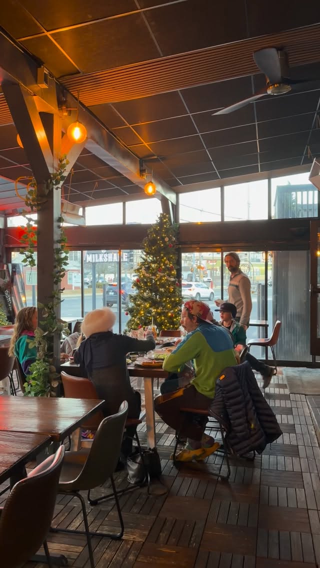 Step into the cozy spirit of the season ✨ Celebrate Christmas and the New Year with us warm meals, sweet moments, and joyful memories waiting for you!!!✨🌲
#providence #providencecollege #downtownprovidence #rhodeislander #christmastree #christmas