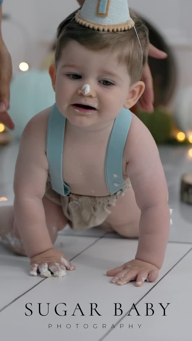 Smash cake 1 year boy!
#1yearstudiophoto #1yearmilestone #Smashcake #firstyearphoto #smashcakephoto #1yearPhotoStudio #Sugarbaby #SugarbabyStudio #SugarbabyPhotography #SJPhoto