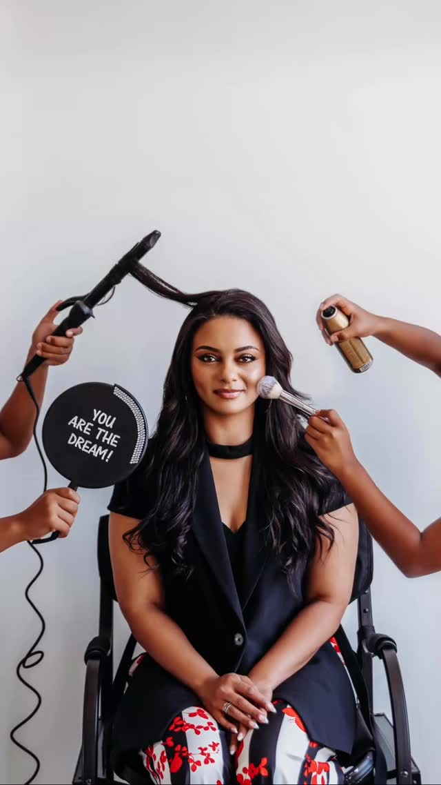 E L E V A T E D โจ
Your moment. Your beauty.
๐ธ @ashlee_noelle_creative her skills are unmatched! Thank you for bringing my branding session to life ๐
#floridamua #beautyprofessional #tampamakeupartist