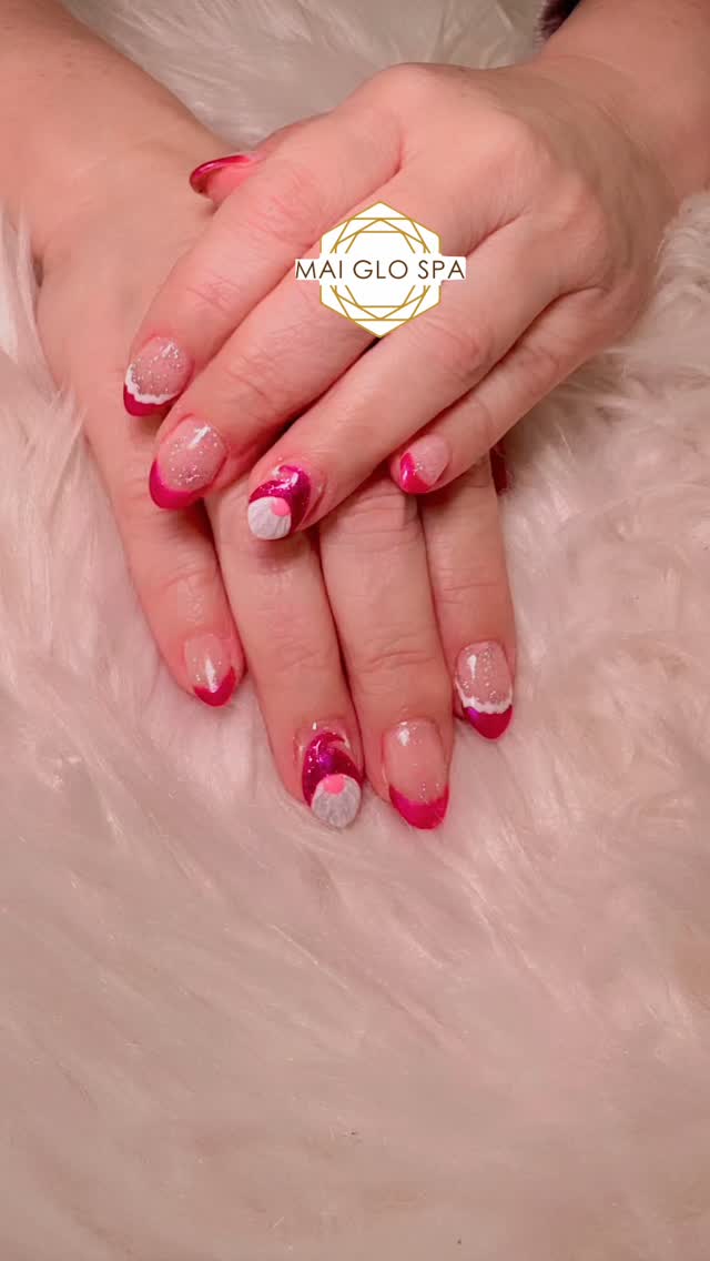 Cute & Playful
✨Holiday gnome vibes right at your fingertips!✨
This little gnome is spreading sparkle, cheer, and the sweetest festive magic. 🎄 @maiglospa