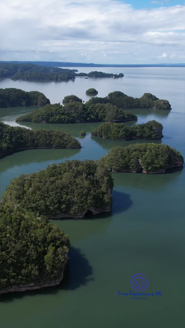 The unique, majestic, unforgettable National Park Los Haitises.
#loshaitises #samana #LasTerrenas