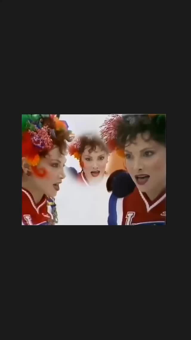 🎤Today in Retro!
Back in ’82, Mickey hit #1 on the charts! Acheer-worthy pop bop that defined the era.
Kickstart your day like a #1 hit with Retro Vibes Coffee ☕️!
#TodayInRetro
#RetroVibesCoffee
#80sPopCulture