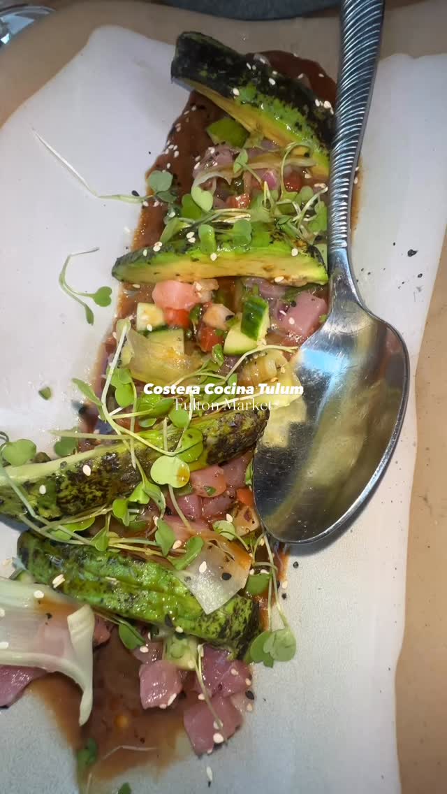 From fresh tuna tartare to lobster and steak tacos 🌮🍹 Costera Cocina Tulum in Fulton Market has a menu full of bold flavors worth trying!
#chicago #chicagofoodie #chicagofood #chicagorestaurants #restaurant