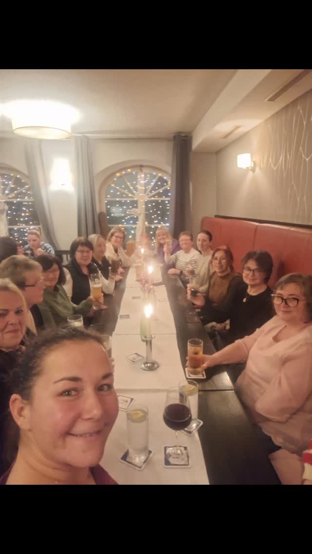 Team Fesch Beinand😍
Heute lassen wir uns verwöhnen 😊
#tollesteam❤️ #feschbeinand