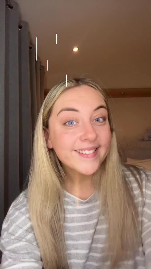 Day 11 🤎
Back again with another little advent surprise.
December is flying now, but I’m loving this daily moment.
Here’s what was inside today. 🎁✨
@officialbrownthomas @gisou