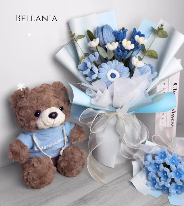 Soft petals, calm vibes. Your daily dose of Bellania ๐ฉต