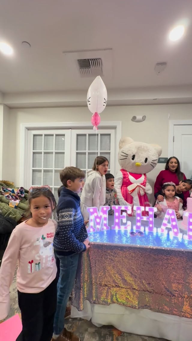 ✨Celebrating another special birthday!🎉 Happy 4th Mehar!🥳
#kidsevents #kidsparty #4thbirthday #marylandfamily #kidsfun