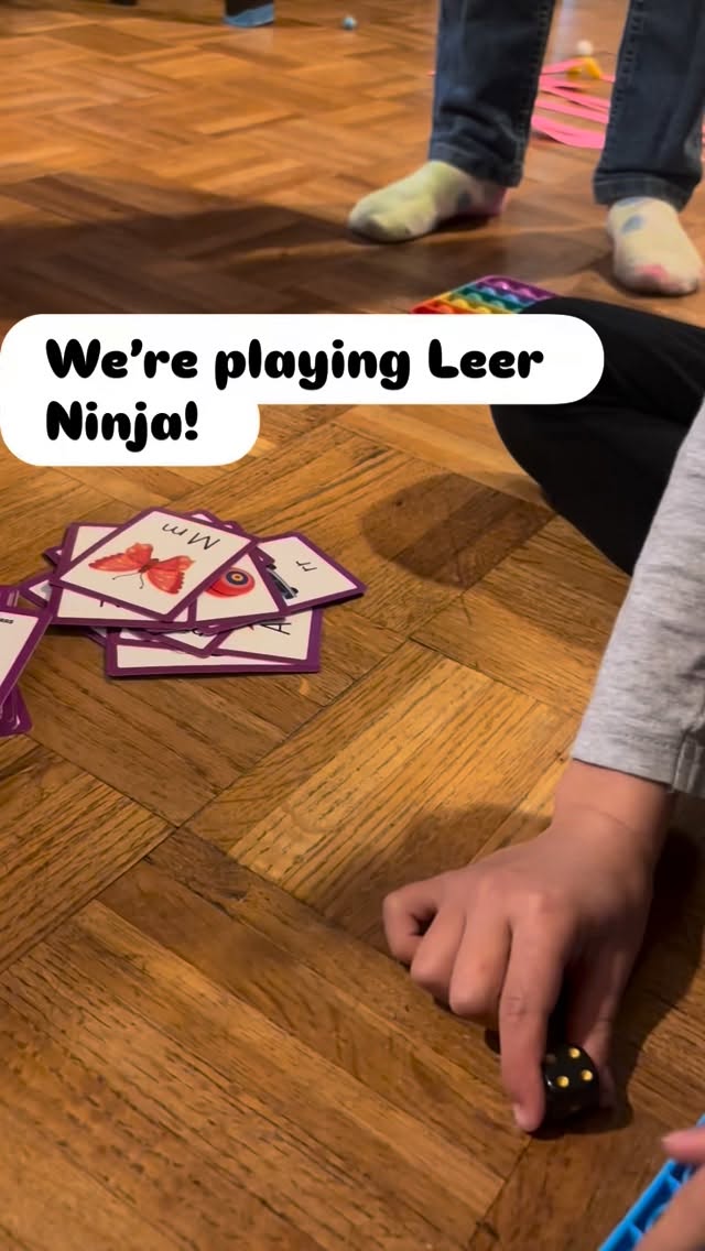 We play language games every Wednesday and Thursday. I just got this one and I love it! Highly recommend Leer Ninja! The kids were very engaged. #leerenespañol #leerninja #aprenderaleer #niños