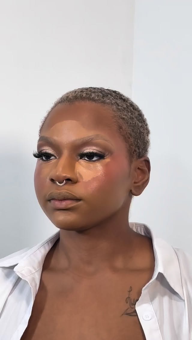 It’s not the layers 🫣
It’s the blending. 🫢
It’s the sprays. 😬
It’s the technique. 😏
✨ Let the pro handle the makeup.
Appointments available for NYE!!!! Now booking 2026 Brides and bridal parties