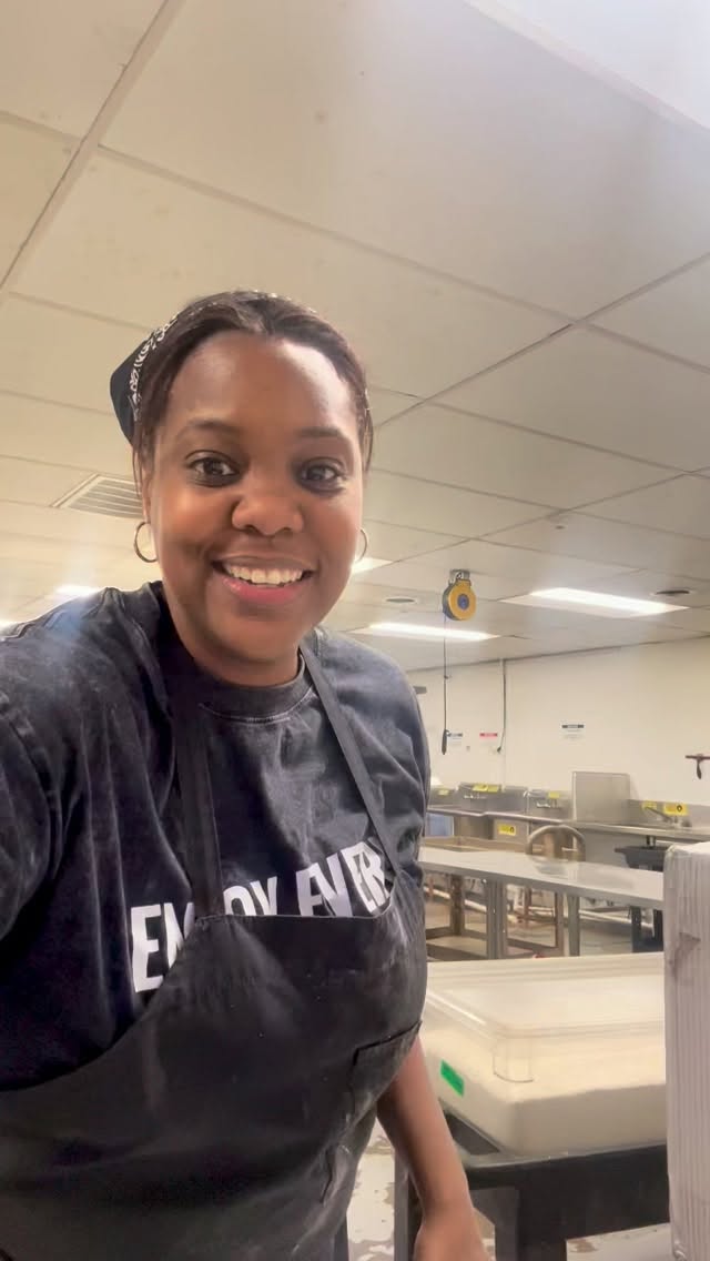 ✨Happy Holidays yall!!
I picked up one more @wagyuofjapan brisket from @capitalmeatimports last week and it’s a beauty!!
We brined it then smoked it and now it’s ready to serve!!
Head over to BTWEEN.US to reserve your @btweensandwichco A5 Wagyu Pastrami!!
#limitedavailability
Pick up at rice village farmers market this Sunday 12/21 between 9am and 1pm or call to arrange for pick up before 12/24.