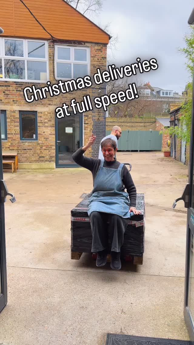 🎄 Christmas deliveries are in full swing at Sofia Ceramics! From the wheel to the kiln, and right onto your table! Follow the journey of our handmade pieces. ✨ #SofiaCeramics #FromOurKilnToYourTable #ChristmasDelivery #HandmadeCeramics #CeramicArt #PotteryStudio #MadeWithLove #KitchenStyle #CeramicDesign #FestiveVibes