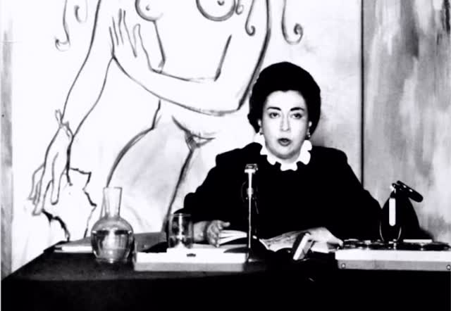 En la poesía de Rosario Castellanos el yo no se alza como una torre sino como una grieta de luz. Lejos del lirismo exaltado o la subjetividad grandilocuente, sus versos se abren a una experiencia radicalmente compartida de la pérdida, del amor, de la finitud y, sobre todo, de la otredad Para celebrar a Rosario, compartimos aquí un ensayo de Diego Nava y Edinson Aladino.
#somosheredad
https://www.heredadpalabras.com/post/rosario-castellanos-no-una-torre-sino-una-grieta-de-luz