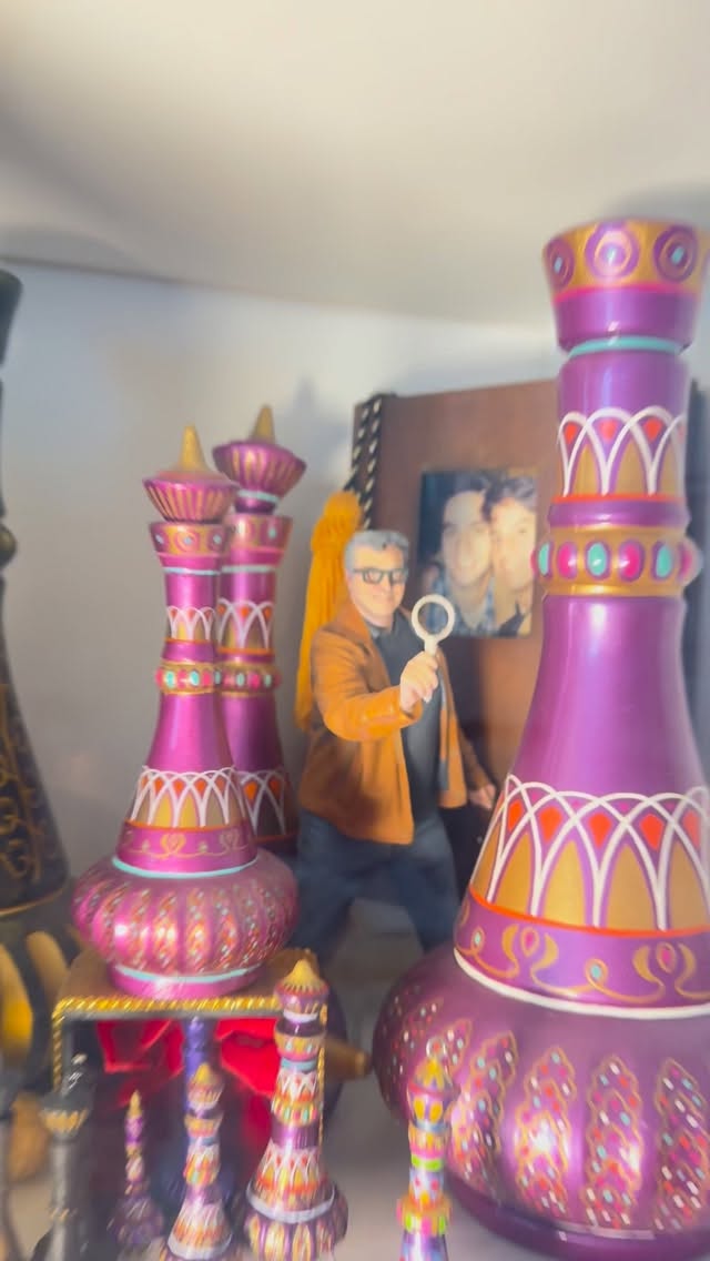 This is my other obsession: The Jeannie Bottle from the 1960s I Dream of Jeanne series. My full scale replica was made by the talented Dan Moyer @ywimc (more than 25 years ago!) and the tiny piece was made by Shannon Craven @scravencreative #idreamofjeannie #jeanniebottle #barbaraeden