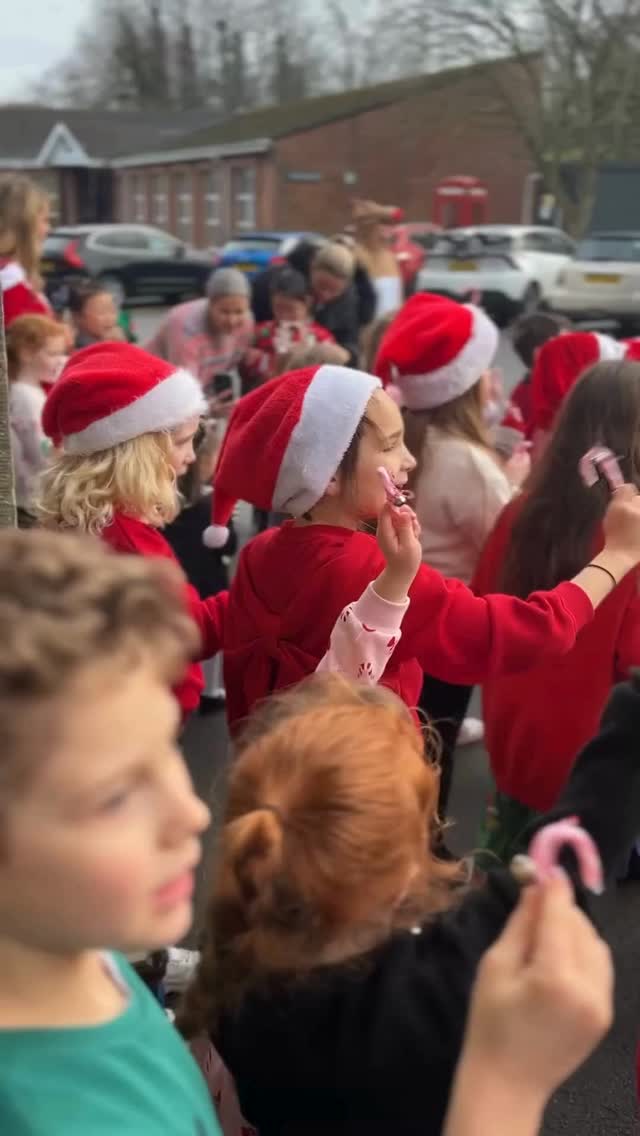 When Father Christmas visits Rockport…it’s a Thompson Family Takeover! 🎅🧑🎄🎄