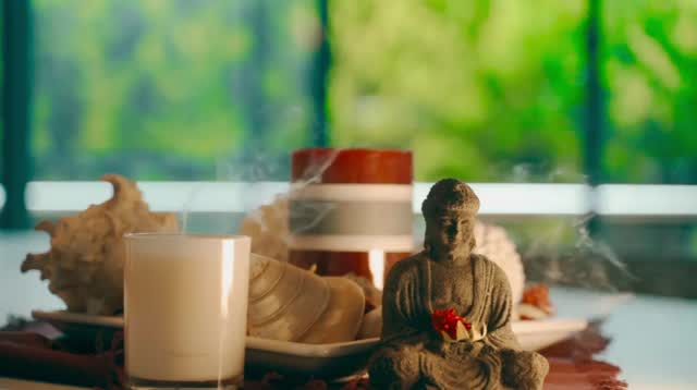 Small daily rituals can compound into lasting wellbeing. Try this 3-step micro-series alongside your holistic treatments:
1) Box breath (2–4–6): 2s inhale, 4s hold, 6s exhale — calms the nervous system and reduces stress-triggered tension.
2) Grounding pause: stand barefoot for 1–2 minutes, notice contact with the floor and slow your breath — restores balance and lowers physiological arousal.
3) Self-massage for 3 minutes: gentle scalp or jaw strokes using light pressure — releases muscle holding patterns and supports fascia mobility.
Each practice is short, evidence-informed and easy to fit into a day. Use them before or after your session to enhance treatment effects and accelerate recovery. Try one today and notice the difference. Link in bio for guided routines and training with Alina.
What will you try first? Share below — we’d love to support your progress.
#HolisticWellbeing #DailyRituals #MindfulSelfCare #AlinaHolisticHealth