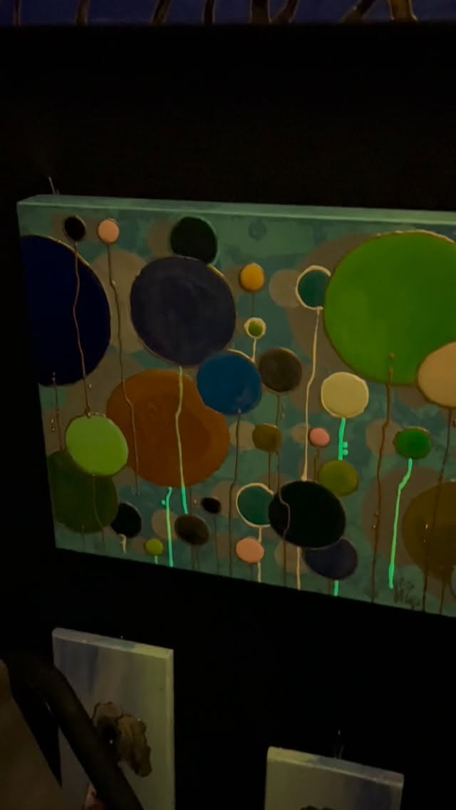 ✨ Today is our last day at Wellen Park, Florida
and the final art show of this year!
🕙 10:00 AM – 5:00 PM
Come meet us and see our liquid mosaic —
bright, bold, and full of color 🌈
#WellenPark #FloridaArt #FloridaArtShow #ArtShow #ArtFestival #ArtFair #ArtCollectors #CollectorCommunity #OriginalArt #ContemporaryArt #ModernArt #AbstractArt #ColorfulArt #BrightArt #LiquidMosaic #MosaicArt #UniqueArt #OneOfAKindArt #HandmadeArt #SupportArtists #MeetTheArtist #LocalArtists #FineArt #VisualArt #ArtLovers #ArtDaily #ArtGram #ArtOfInstagram