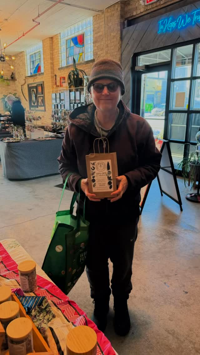 Today’s ‘Rooted Love’ highlight: Our incredible community braved the cold to show up at the Holiday Market at @amorphicbeer in @riverwestfarmersmarket . I snapped photos with some of the wonderful souls who supported Beauty from the Root, and their warmth really made this chilly day special. This is just the start of our ‘Rooted Love’ series, where we celebrate the heart of our community—our amazing customers. Thank you all for being part of this journey! 💗
.
.
.
.
.
#SupportSmallBusiness
#ShopLocal
#SmallBusinessOwner
#WomenOwnedBusiness
#CommunitySupport
VendorLife
MarketVibes
ShopSmall
LocalLove
GratefulHeart
EntrepreneurLife
CreativeCommunity
WellnessBrand
HolisticLiving
EcoConscious
IntentionalLiving
AuthenticBrand
CommunityOverCompetition
TogetherWeRise
SupportLocal
MilwaukeeSmallBusiness
MilwaukeeMakers
Riverwest
HolidayMarket
RootedLove
BeautyFromTheRoot
StillShowingUp
ColdWeatherWarmHearts