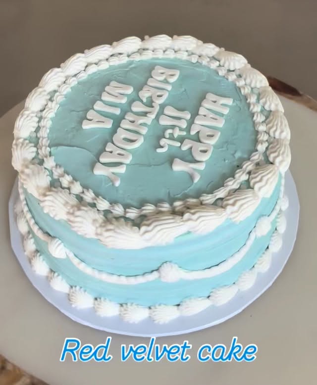 #vintagecake #vintagecakes #redvelvetcake