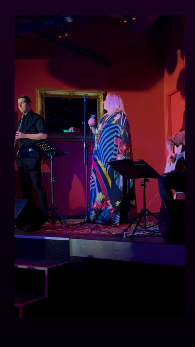 @vyfest
Had great tume singing X- MAs jazz concert for my people 🎉
And happy we played one of my new songs -> “Truth about”… @stasfrenetic
Big up for talented musicians @andremaaker @mark_antwan