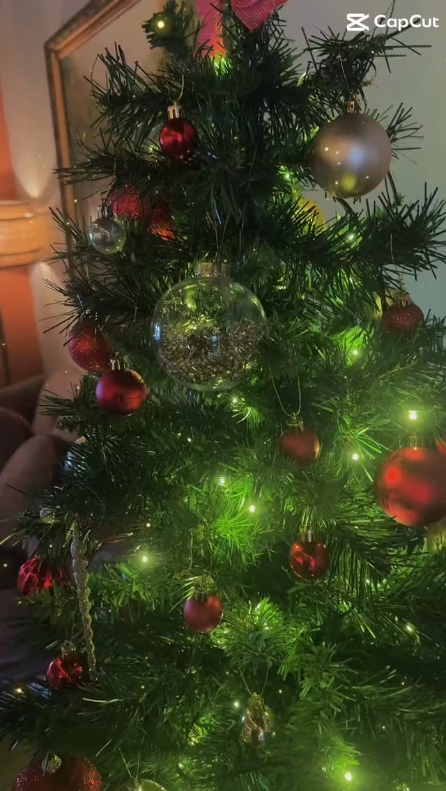 We are so so grateful for all of the custom we receive 🫶🏽 when we receive emails and 5 star reviews it makes everything worthwhile. Thank you for all of your kind words. Also, thank you to our incredible team who make Marriotts the place it is today! 🤍