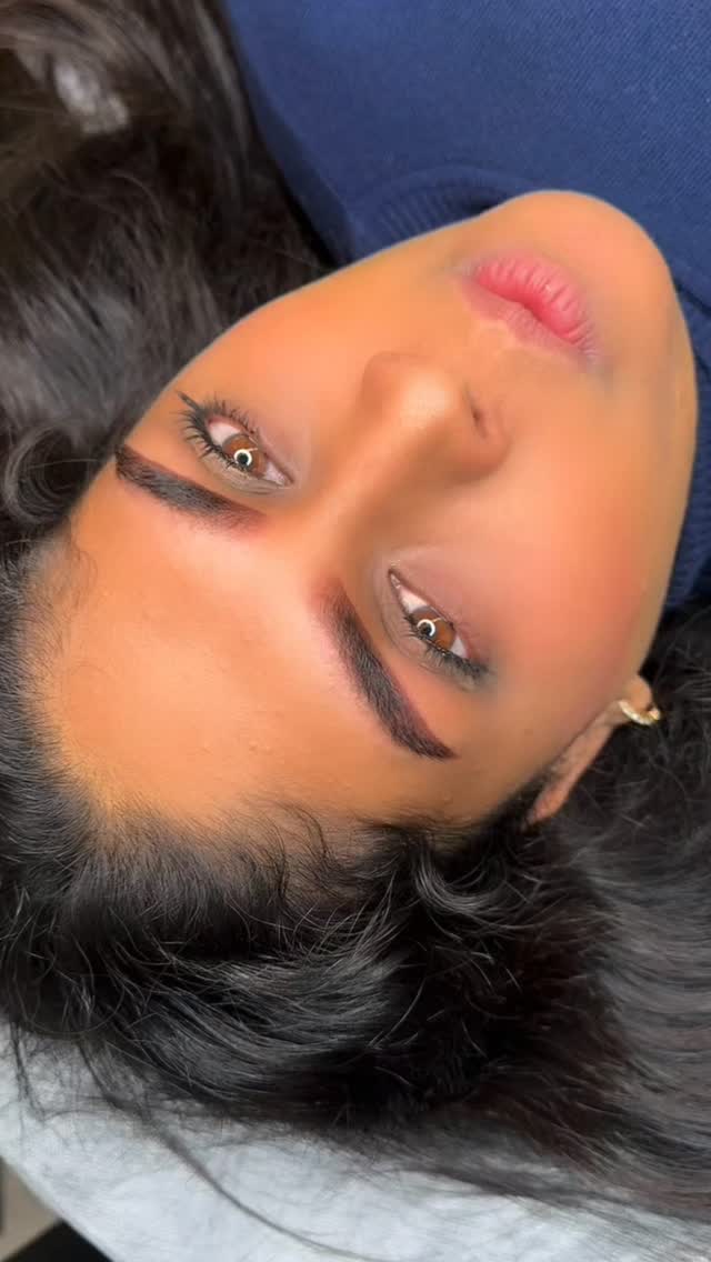 Foxy Powderbrows🧡
@ayaa.boulanger
#powderbrows #powderbrowspmu
#foxybrows #pmubrows
#pmugroningen #thebeautyspell
#thebeautyspellgroningen
#beautysalongroningen
#perfectbrows #naturallookingbrows
#softpowderbrows #browartist #browgoals
#browinspo #pmuartist #pmu_nederland
#browtrend #luxurybeauty
#beautyexpert #selfcare #glowup