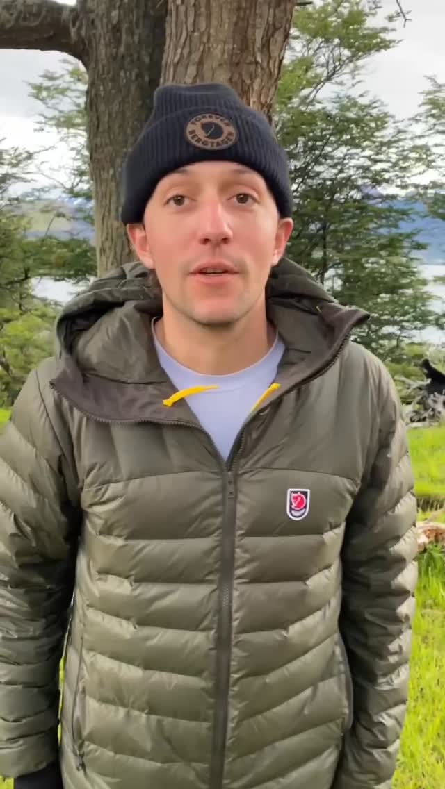 El Fjällräven Classic Chile fue mucho más que una ruta: fue conexión con el territorio, con la naturaleza y con las personas que comparten los mismos valores. 👣🌿
Como Fundación Cerro Guido, acompañamos la experiencia con charlas de conservación en el campamento, compartiendo la historia del lugar y el trabajo que realizamos en el territorio.
Una experiencia intensa, desafiante y profundamente significativa en el corazón de la Patagonia.
Videos: @felipe_howard
#FjallravenClassicChile #PatagoniaExperience #OutdoorCommunity