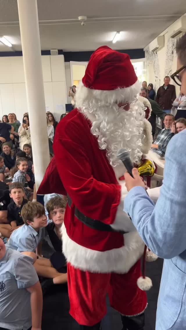 Santa made a pit stop at school today 🎅🍦
Ice lollies for everyone, big smiles all round and the perfect way to send off our Year 6s! A sweet surprise, lots of laughs and a farewell to remember ❤️✨🎄
.
.
.
.
.
.
#Farewell #Goodbye #Graduation #CommunitySpirit #SchoolSpirit
PrimarySchoolLife MACSmorethaneducation MelbourneCatholicSchools OurCatholicSchools CatholicPrimarySchool PrimaryEducation Melbourne School PrimarySchool Stonnington Armadale Prahran Toorak Windsor SouthYarra QualityEducation SchoolCommunity CatholicEducation CatholicEducationNow CatholicEducationMelbourne StudentLife Education EducationMatters OLOL OLOLPrimary