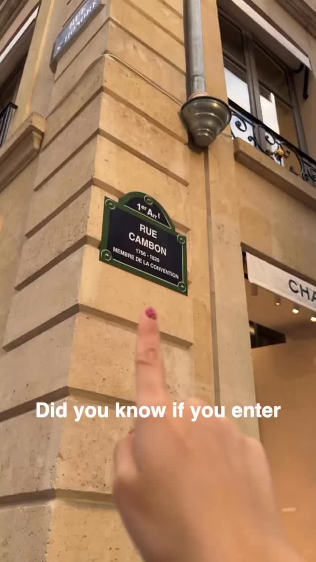 đĽ Parisâ Most Elegant Breakfast? â¨Letâs go discover Le Comptoir du Ritz (also my ytb picture!) itâs first step to the iconic Ritz Paris â¨đŤđˇ
Itâs the âAppleâ of pastries from beautifully designed, croissants and pain au chocolat đŤ to soft, melt-in-your-mouth madeleines with a cĹur fondant (my favorites: classic & framboise!) đ do you like madeleines ?
- Croissant 4⏠đĽ
- Pain au Chocolat 5⏠đŤ
- Madeleine cĹur fondant 7âŹ
- Millefeuille 17⏠đ
If you love beautiful places in Paris, Le Comptoir du Ritz is a must-visit pastry gem worth saving for your next trip!
Remix @frenchwithelle
#paris #frenchpastry #frenchculture #parisfood #ritz