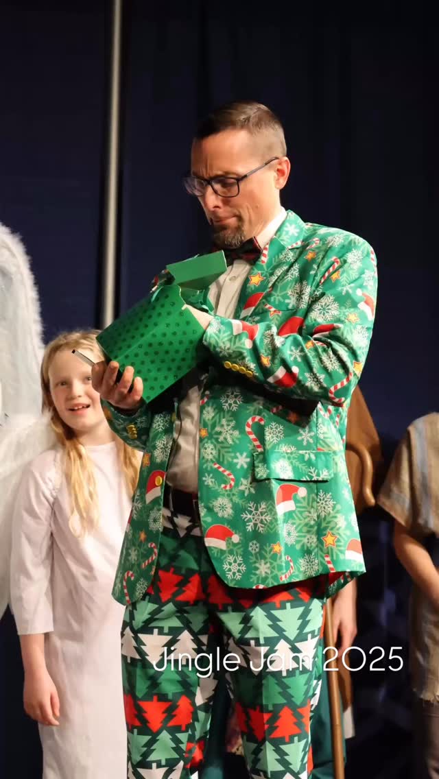 🔔🎵 Jingle Jam was SO much fun! From the music to the smiles to the nonstop holiday cheer, it was a night to remember. Huge thanks to everyone who showed up ready to jingle and jam with us! 🎉