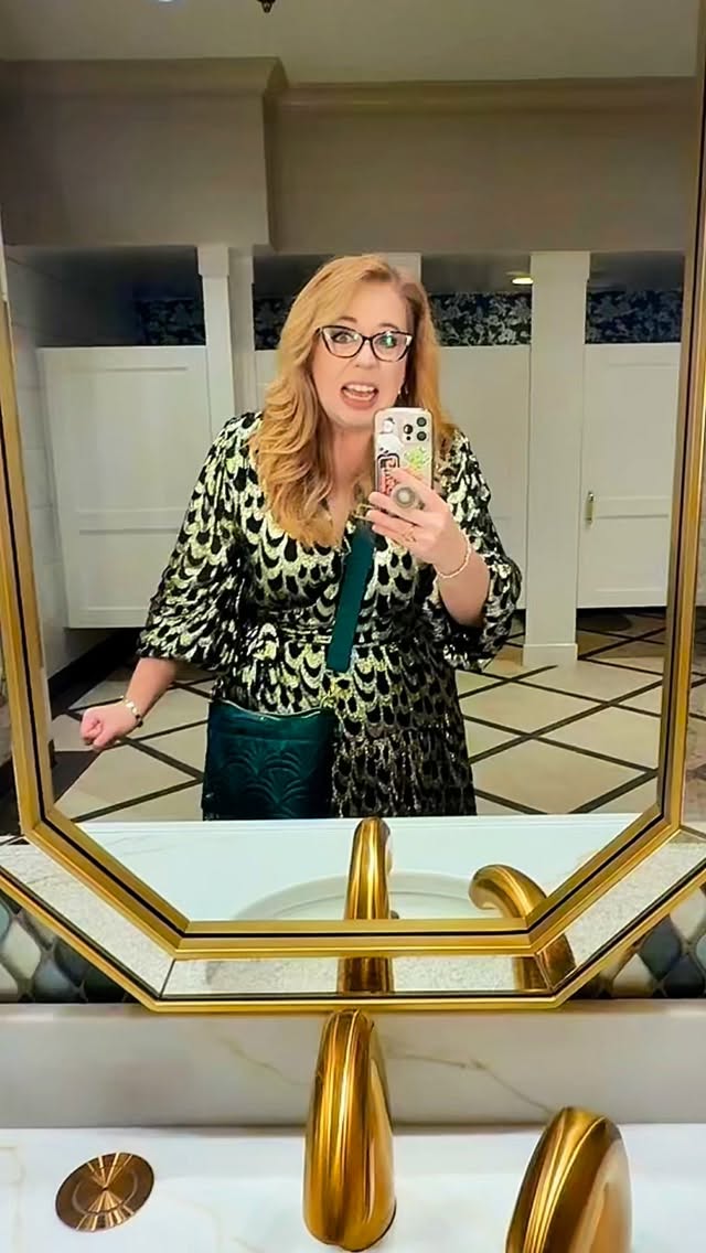 Congratulations Beth and Terry! Thank you so much for the invite! It has been so nice getting to know the rest of the family and friends. 🥰 What a wonderful time! #disneyfairytalewedding #disneywedding #grandfloridian #thedapperdanielle @i_am_bethb @troar300