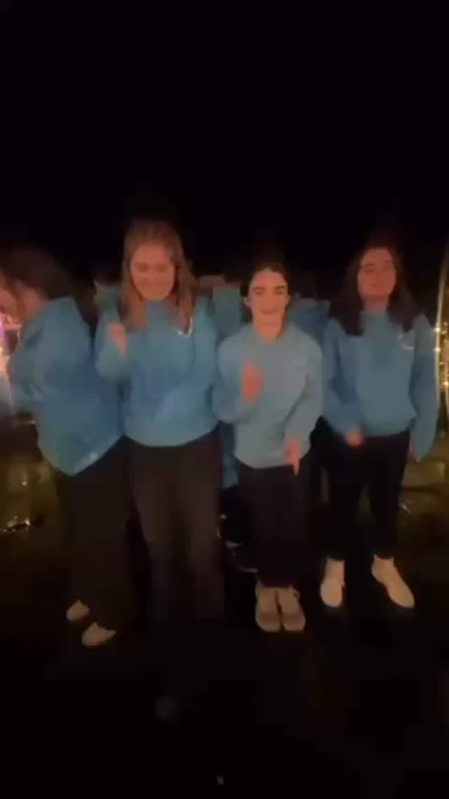 🎄✨ Crossmolina Christmas vibes incoming! ✨🎄
Getting into the festive spirit with Crossmolina No Name Club with some Mariah Carey magic 🎶💃
Watch and enjoy! 💚
@crossnonameclub2025
#NoNameClub #ChristmasVibes #AllIWantForChristmas #Christmas #mariahcareychristmas