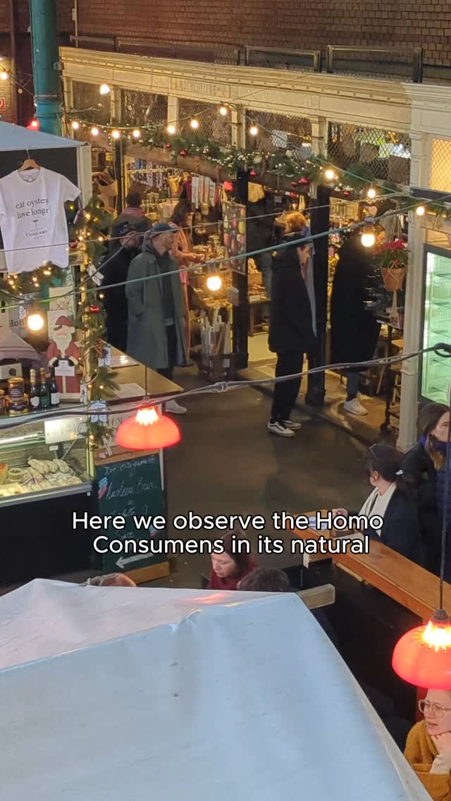 See you @markthalleneun tomorrow! Visit us to get some therapy 🪄♻️ and #keepitintheloop 💝
Alongside other circular businesses we‘ll show you a way out of linear consumerism into a circular future 💚 let’s gooo!