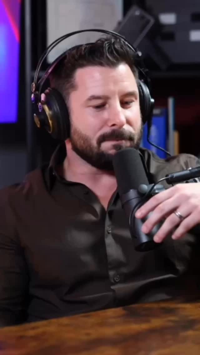 🧱 This week on Brick By Brick Podcast, I sit down with Jalen Neal and he gets real about the sacrifices that come with chasing a dream ⚽️
Missing parties. Skipping proms. Choosing the long game.
No regrets, because the goal was always bigger than the moment.
🎥 Full episode drops on YouTube Tonight (link in bio)
Big thanks to our episode sponsor Hearthy Foods
Clean, single-ingredient, affordable supplements 💪
👉 @hearthyfoods 🛜 Use code BRICK for 15% off