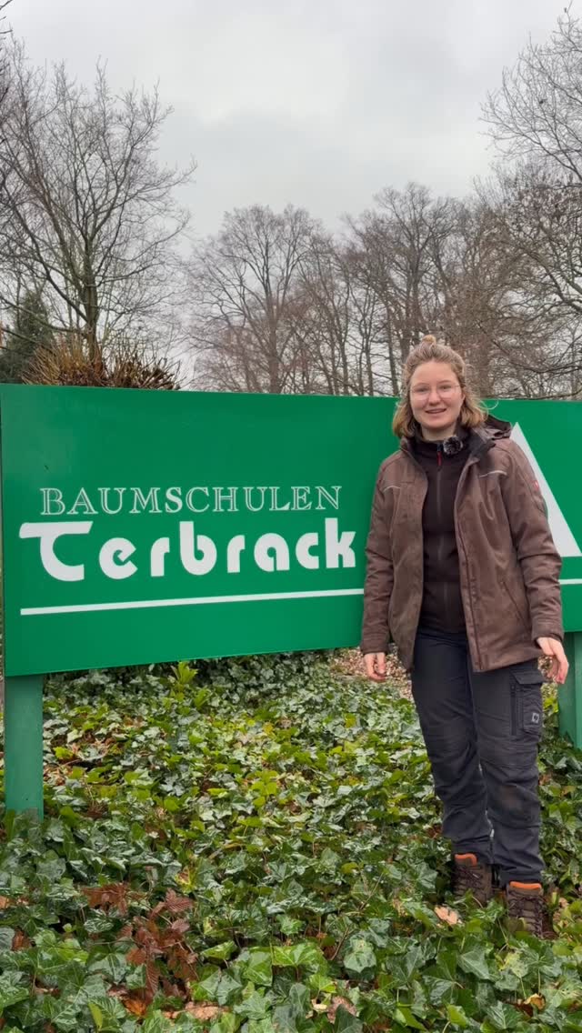 Ein Jahr geht zu Ende – und wir sagen von Herzen Danke.
An unsere Kunden, Partner, unser Team und alle, die uns begleiten.
Wir verabschieden uns in die Winterpause und sind ab Mitte Januar wieder für euch da. ❄️🌳
#baumschulenterbrack #pflanzenliebe #weihnachten