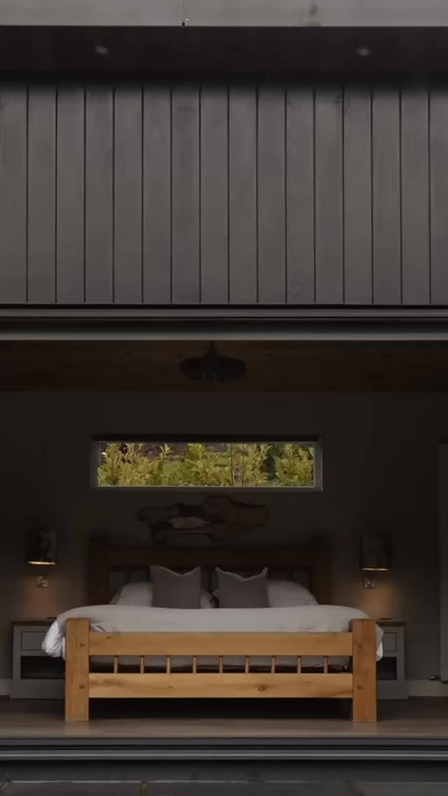 Who wouldn’t want this kind of weekend?!
Filled with toasting marshmallows in the woodland, soaking in the hot tub under the stars, meeting beautiful Pygmy goats, having long lie ins with stunning tree views….the list goes on…
📍Nant-y-coed Lodges, Mid Wales
😍 Adults only
🐾 no pets
#midwales #lodgeswithhottubs #visitwales #travel #ukstaycation