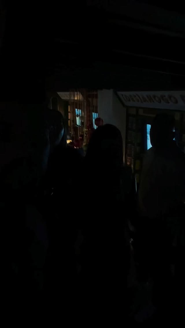 Trabajamos duro, ¡pero también celebramos en grande! 🎊
Un resumen de lo que fue nuestro compartir 2025: risas, buenos momentos y la mejor compañía.
Cargando baterías para seguir brindando excelencia y bienestar a todos nuestros pacientes.