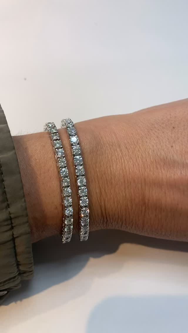✨ 1. “Timeless Radiance” 18k Diamond Tennis Bracelet
Elevate every moment with pure brilliance. This 18k gold diamond tennis bracelet sparkles with meticulously set round-cut diamonds — a classic piece that transitions seamlessly from day to night. Whether it’s stacked with your favorites or worn alone, it’s the definition of effortless luxury.
💎 Unforgettable shimmer in every move.
#DiamondTennisBracelet #18kGold #EverydayLuxury #FineJewelry #SparkleSeason #WardrobeStaple #alperjewelry #jewelryaddict