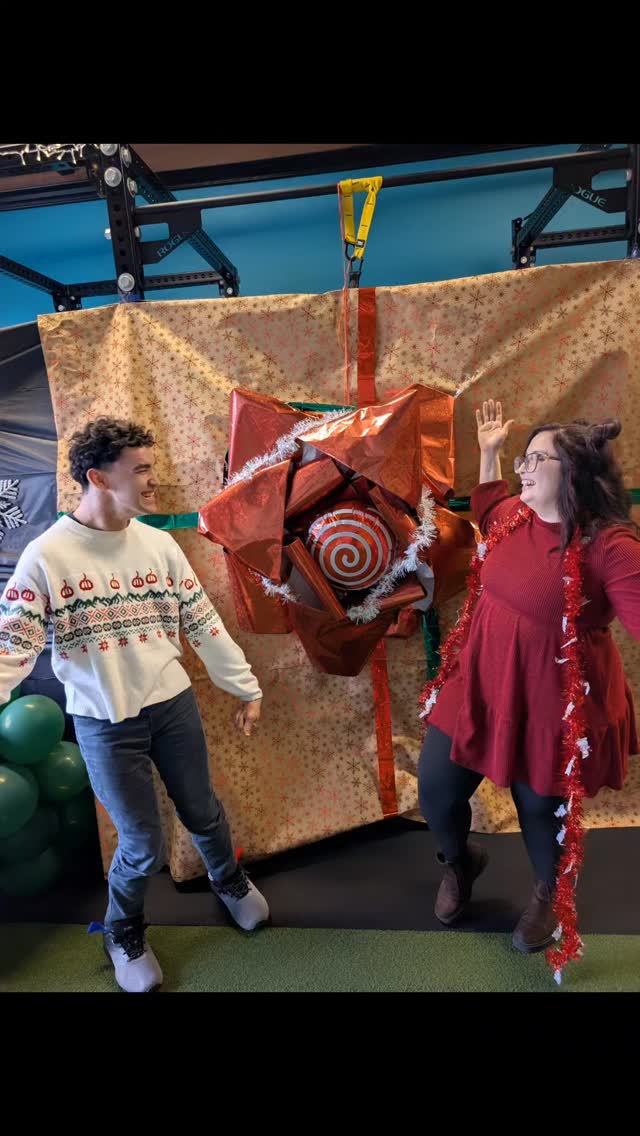 Merry Christmas and a Happy New Year! What a fun party... cookies, games, tacos, and the best decor by @__beautifulcatastrophy__
.
.
.
#christmasparty #neuropersonaltraining #highestpotentialtraining #sci #tbi