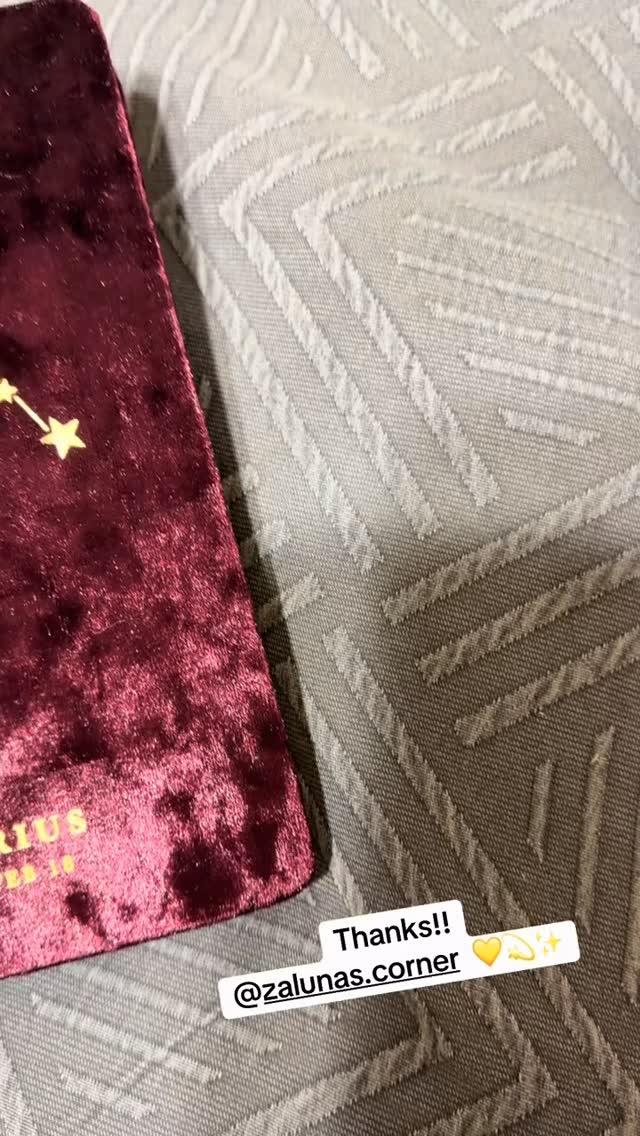 Check out @zalunas_corner ๐โจ๐ซ
Youโll find beautiful stationary items! Like this one!!
#shopsmallbusiness #christmas
#thingstodoinhouston #holidays #stationary