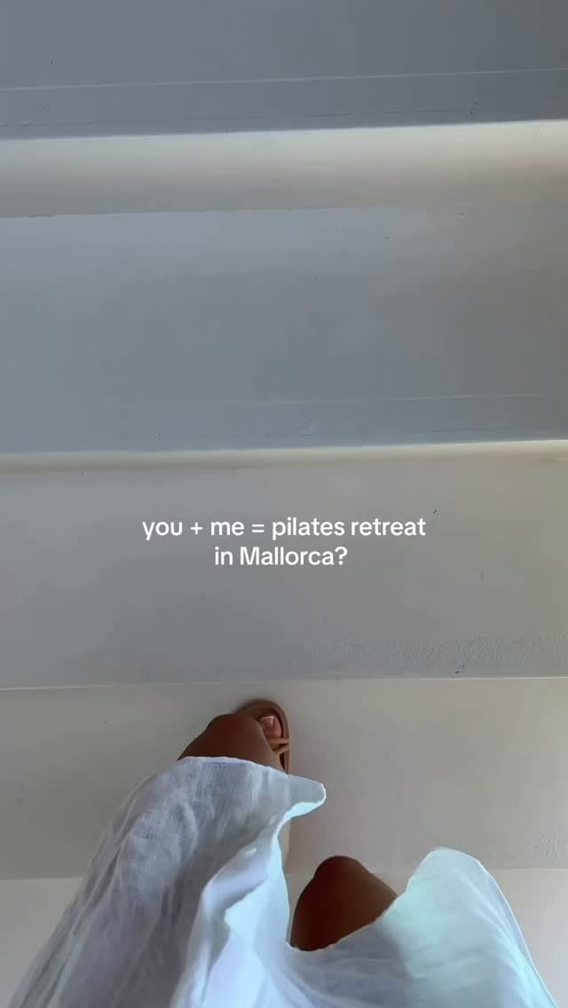 You + me = Pilates trip to Mallorca? ✈️✨🍑🌊 #literallyjustgirls #mallorcaspain #softgirlera #wellnessgirls #pilatesretreats