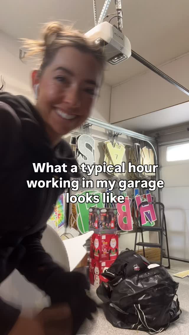 It’s slower season, but you can still find me in my garage working on @calgaryeventcards 🥳
#calgaryeventcards #yycevents #yycbirthdays #yycsuprise #yyc