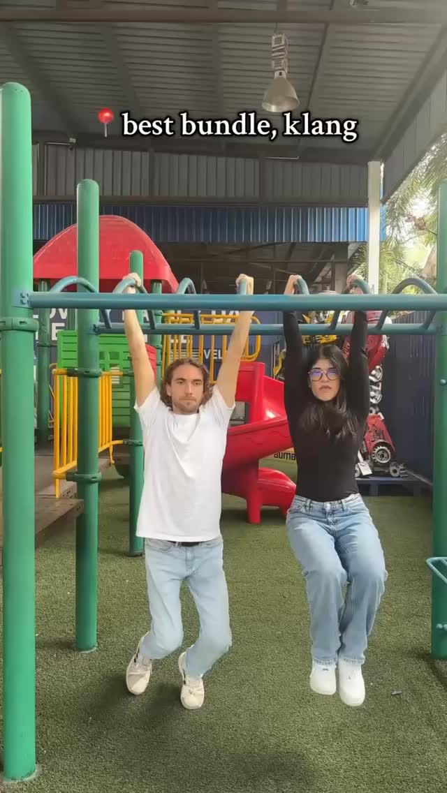 Your next fit is waiting at our thrift shop ๐โป๏ธ Our shelves change daily, filled with unique items that deserve another chance to shine. Come discover the excitement of sustainable shoppingโone find at a time.
๐ Shop now: www.upcycle4better.com/shop-1
๐ Note: Actual product may vary in color and pattern due to its upcycled nature.
#upcycle4better #u4b #BetterTogether #UpcycleMovement #ChangeThroughReuse #InspiredToUpcycle #FutureIsUpcycled #recycling #recycle #upcycling #sustainability #zerowaste #ecofriendly #reuse #plasticfree #circulareconomy #sustainablefashion #recycledfashion #fashionrevolution #slowfashion #diyfashion #textilerecycling #FYP #Love #reducewaste