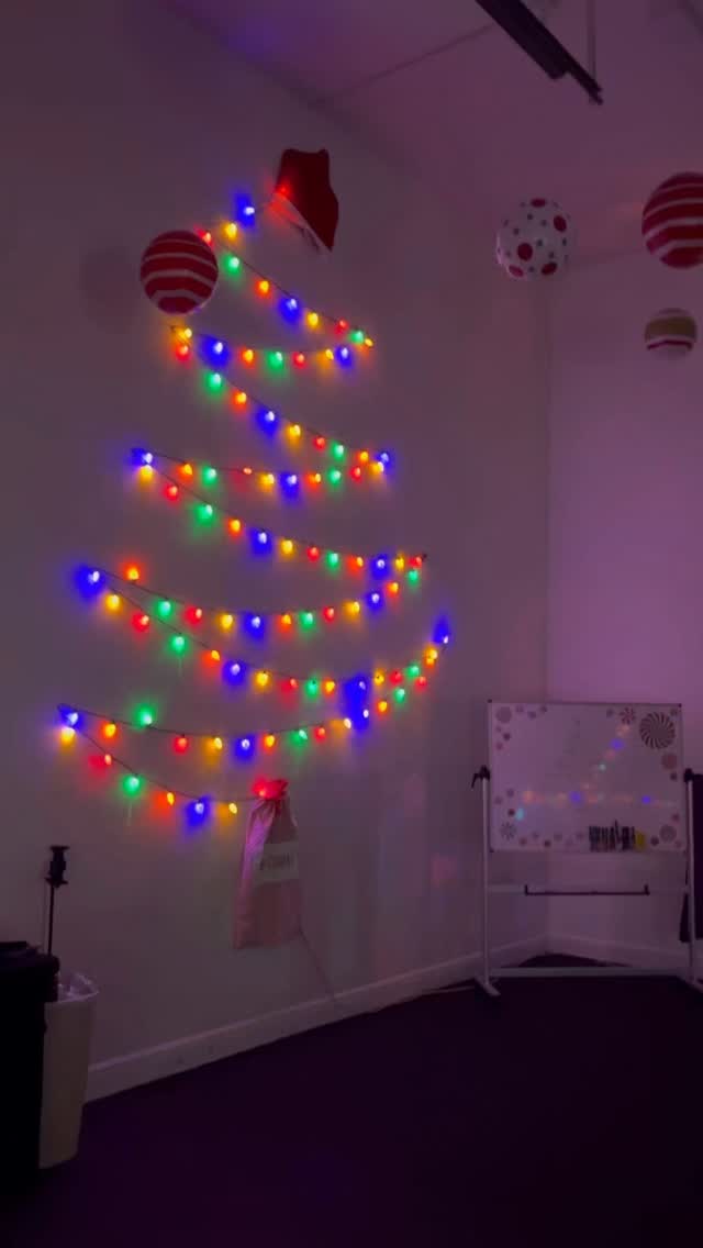 🎄 K2 Christmas Party Part 1 🎄
🌲 CHRISTMAS COUNTDOWN 🌲
Big THANK YOU to our fitness family for such an amazing turnout at the K2 Christmas party! 💚❤️ It was a morning filled with contagious laughter and Christmas cheer! 🎁
Wishing a Merry Fitness and a Happy New Rear to all this holiday season. 🏋🏻♀️
#merrychristmas #holiday #laughter #gym #christmasparty